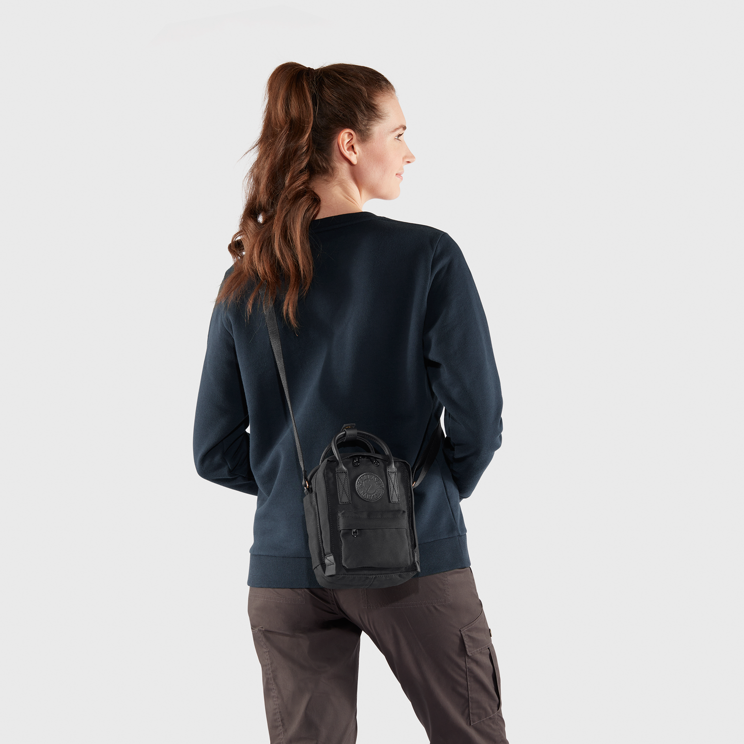 Kånken No. 2 Black Sling – G-1000 Shoulder Bag | Fjällräven