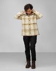 chalk white-dune beige