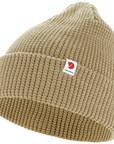 Clay knitted beanie hat with Fjällräven logo