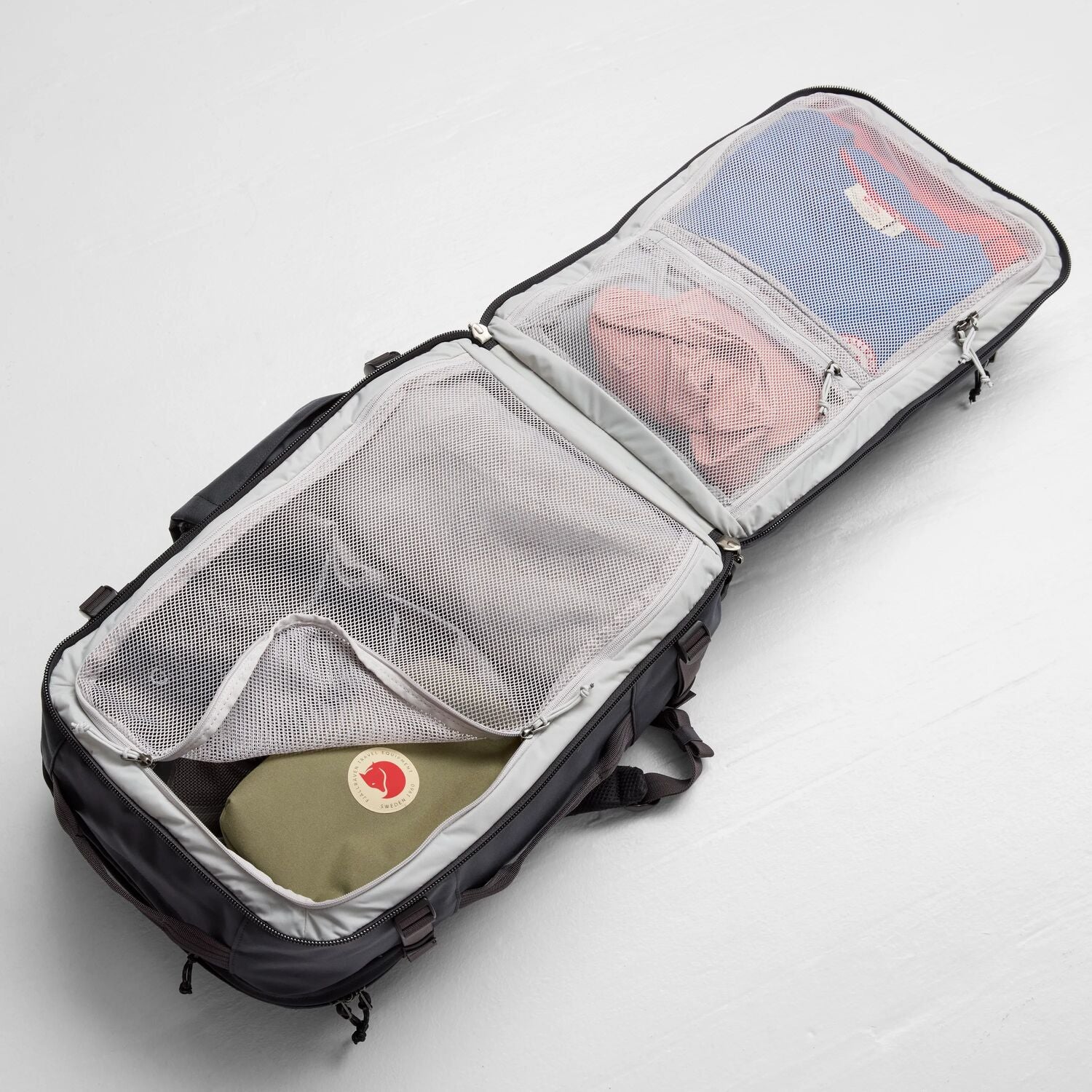 Färden Carry-On Pack - 42L Travel Backpack | Fjällräven