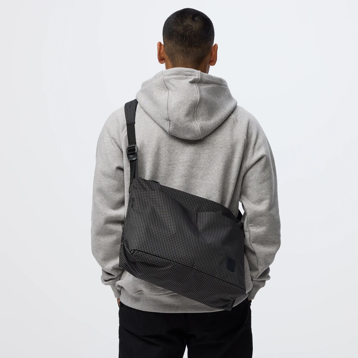 High Coast Pro Shoulder Bag