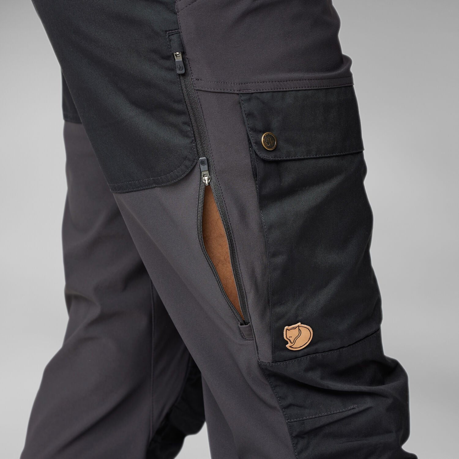 dark grey-buckwheat brown