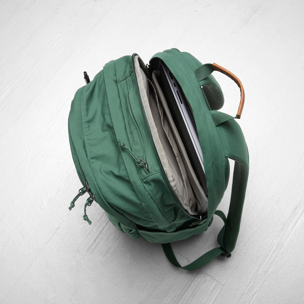 Räven 28 – Fjallraven Asia Pacific
